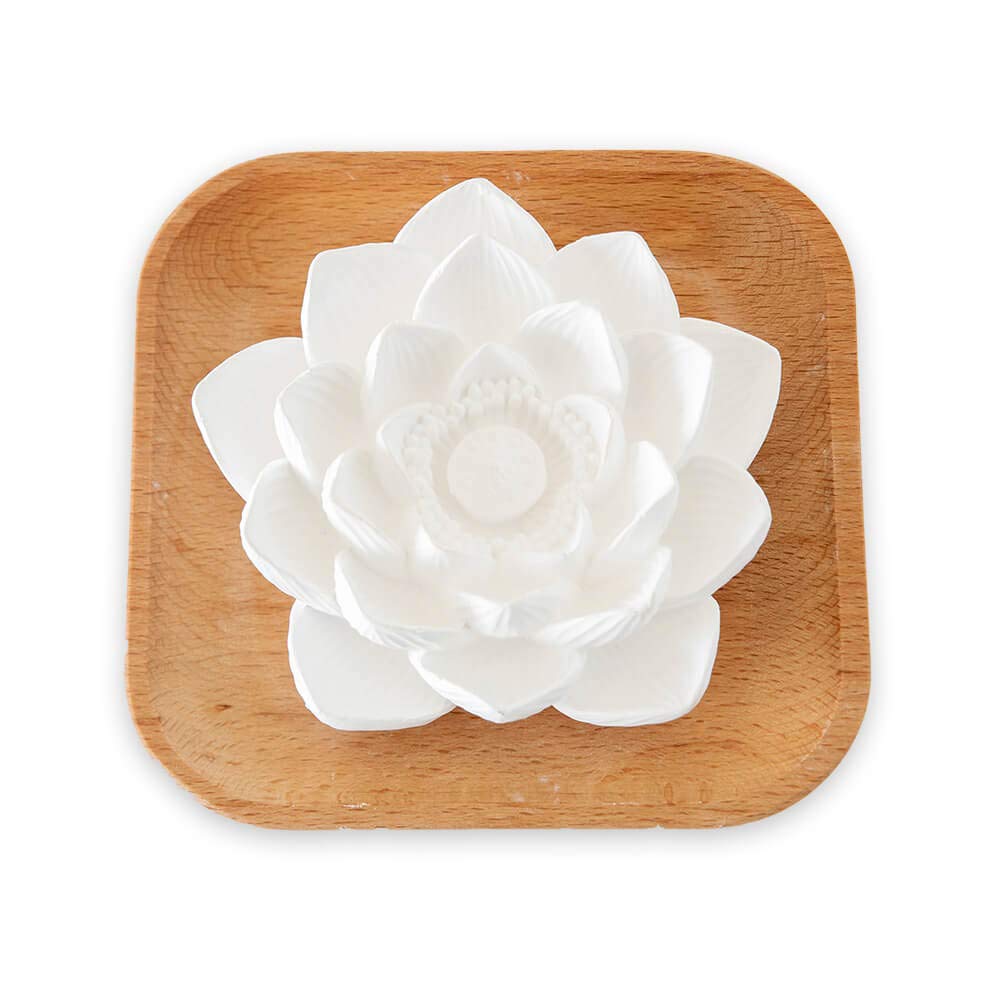 Passive Lotus Flower Aromatherapy Diffuser and Essential Oil Diffuser