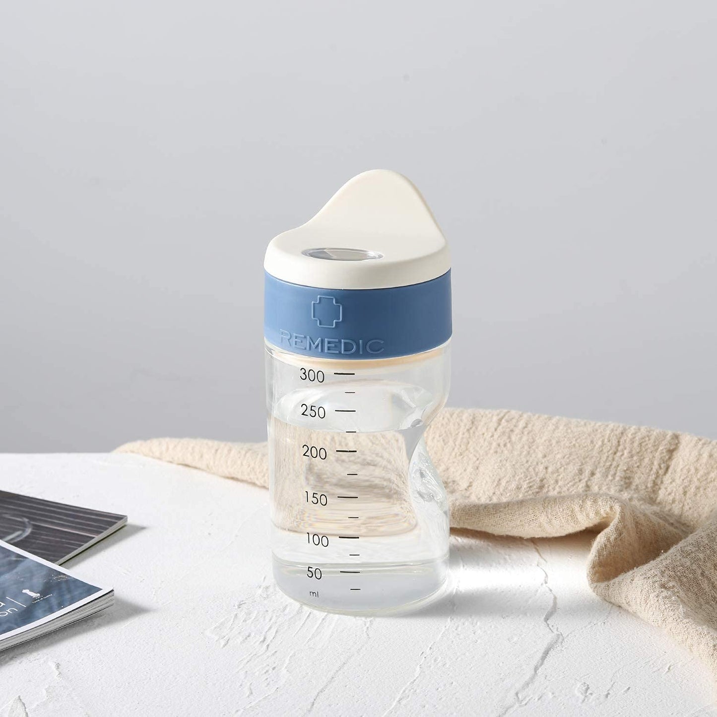 Medicine Cup with Pill Dispenser Lid (Easy-to-Use, Arthritis-Friendly)