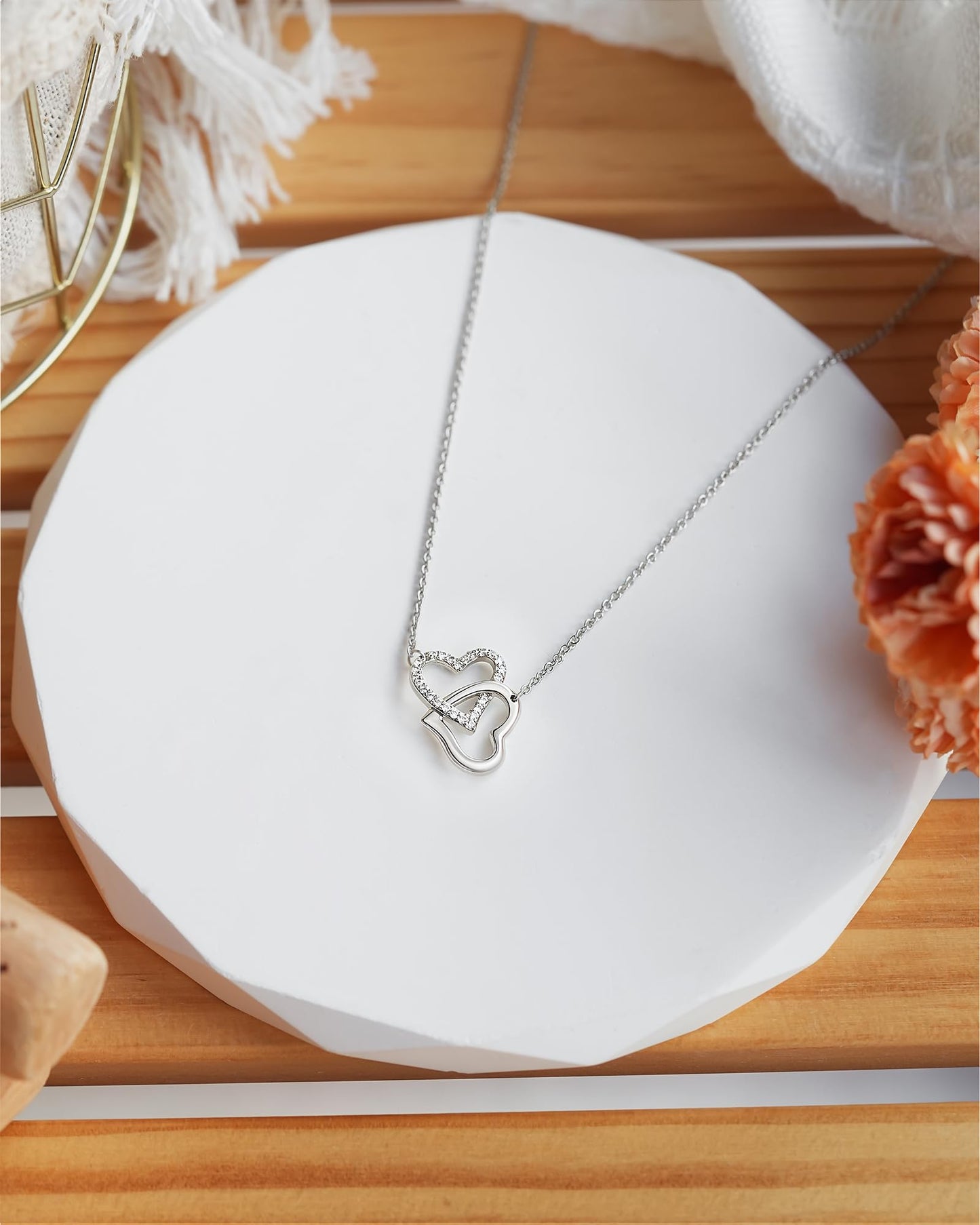 MANVEN Gigi Gifts for Grandma Mothers Day Necklace Jewelry Gifts Nana Grandmother from Granddaughter Interlocking Heart Necklace