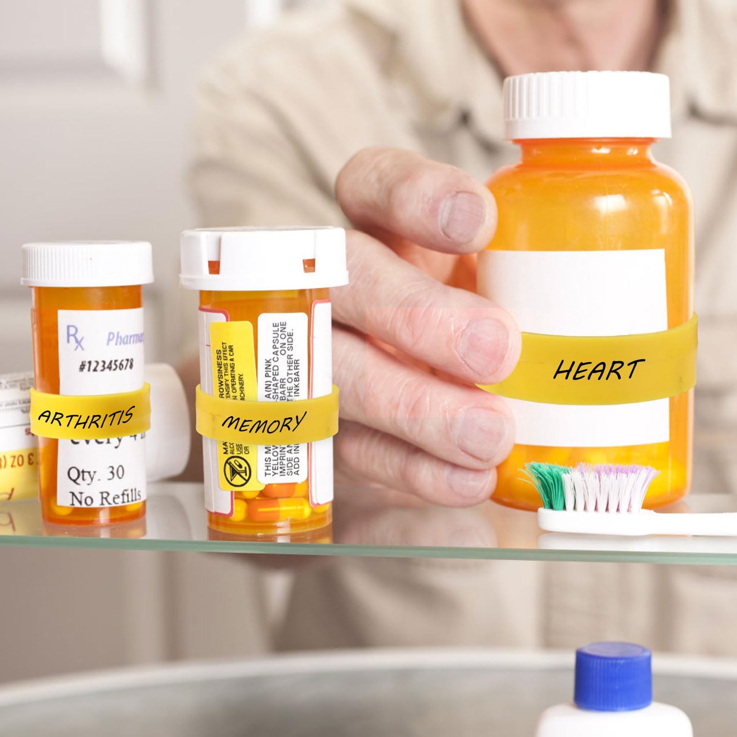 Reusable Medicine Bottle Label (18 pcs, 3 sized, for easy medication identification)